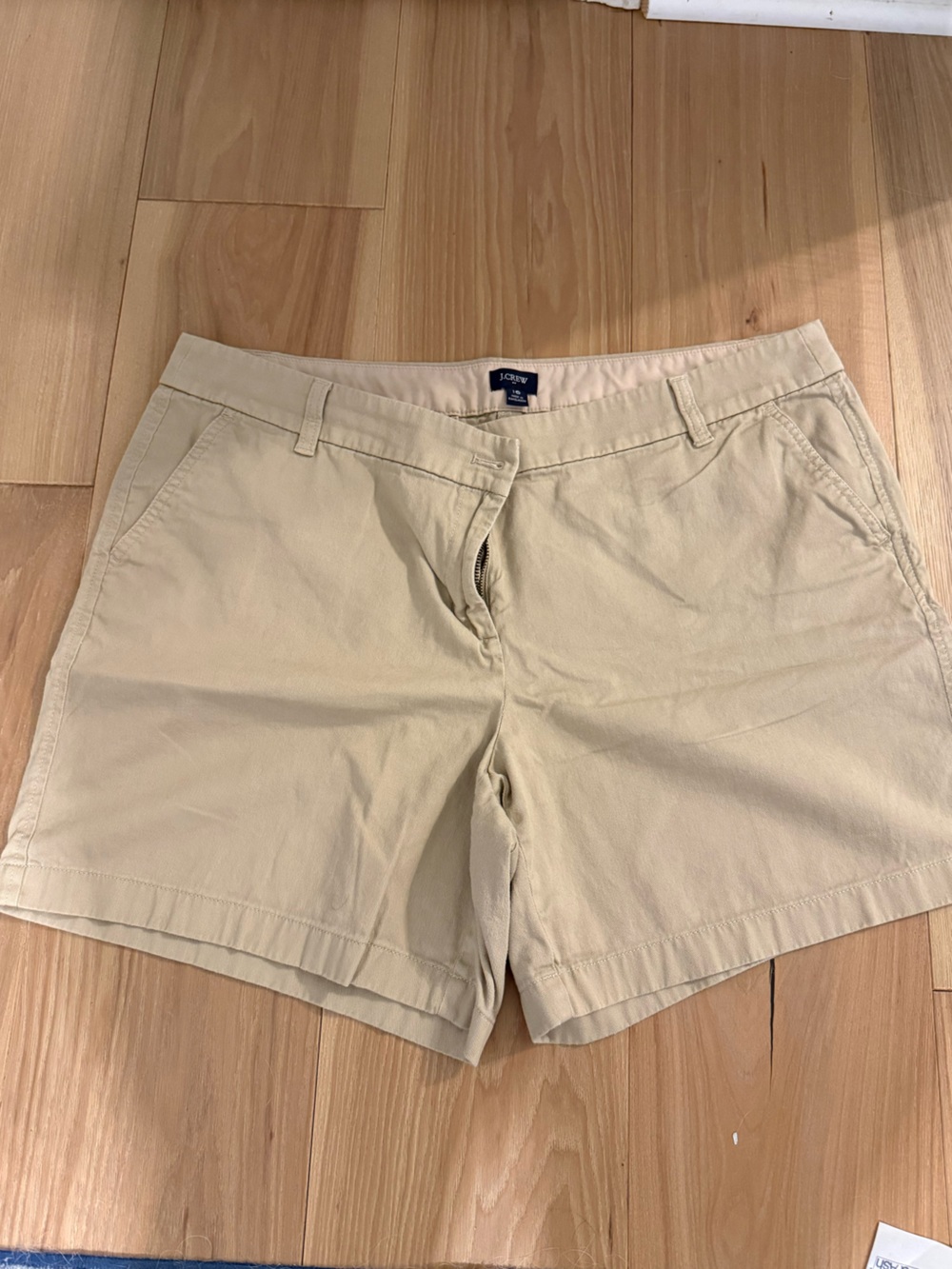 J Crew Factory 7 inch twill shorts